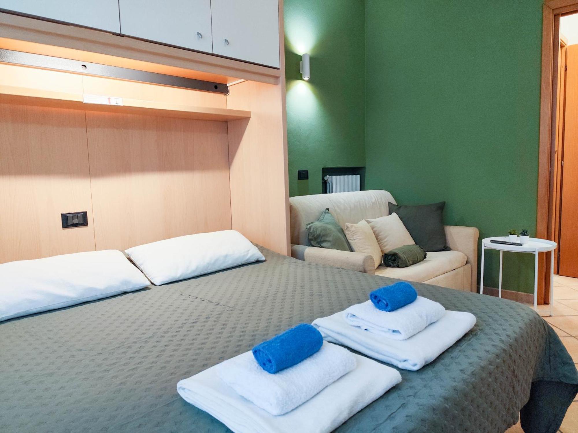 Nel Centro Di Desenzano Apartment Десенцано дел Гарда Екстериор снимка